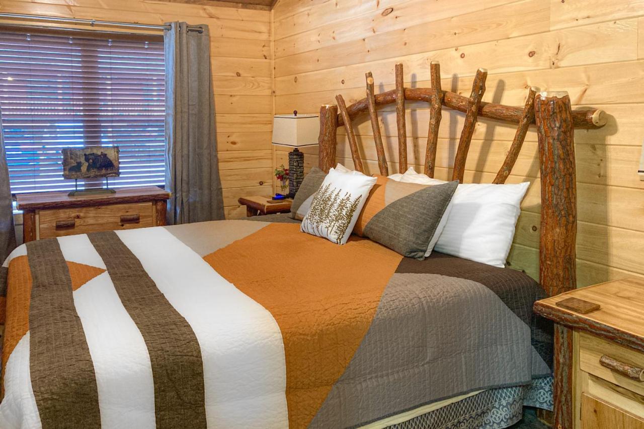 Villa The Lazy Bear à Pigeon Forge Extérieur photo