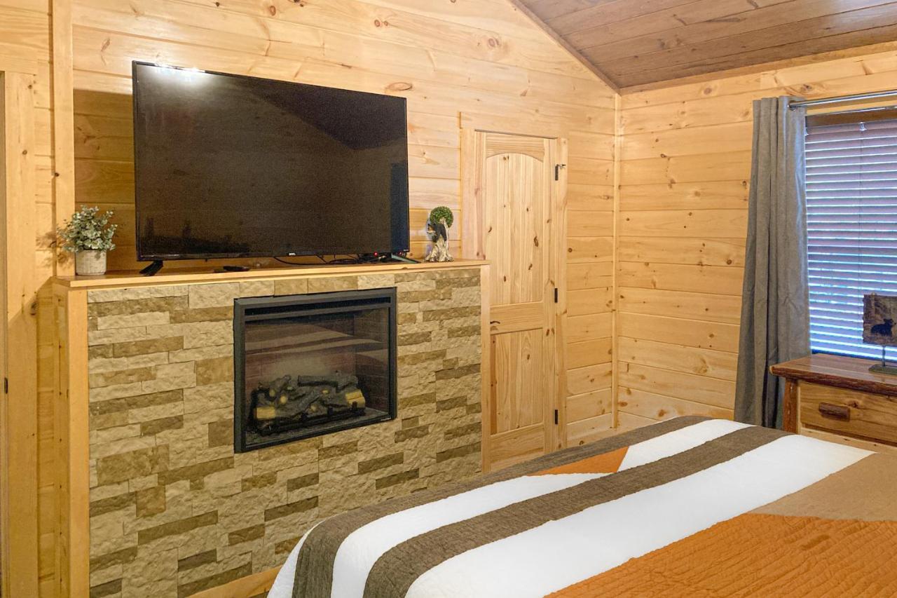 Villa The Lazy Bear à Pigeon Forge Extérieur photo