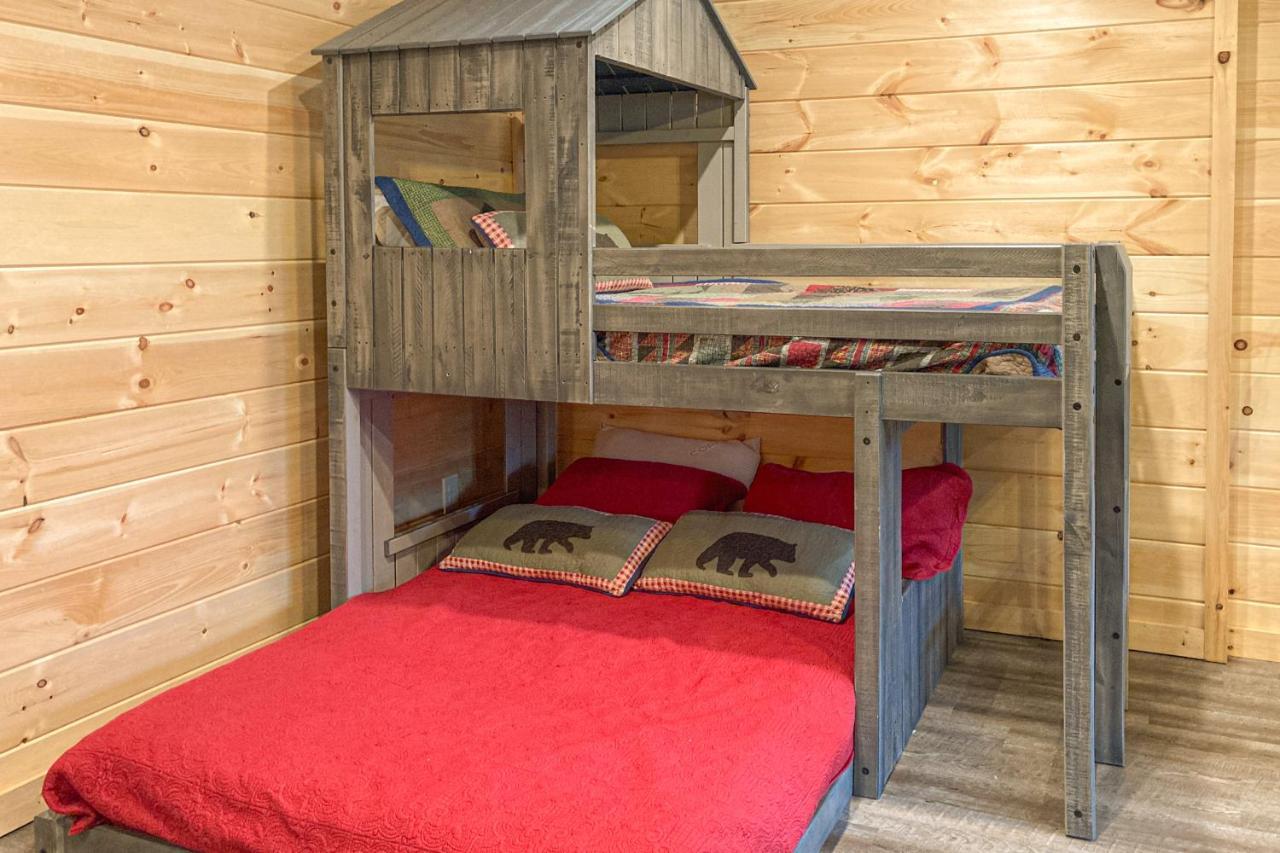 Villa The Lazy Bear à Pigeon Forge Extérieur photo